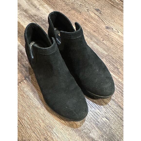 Women’s Sorel Lolla Cut Out Ankle Bootie, size 7 - Picture 2 of 9